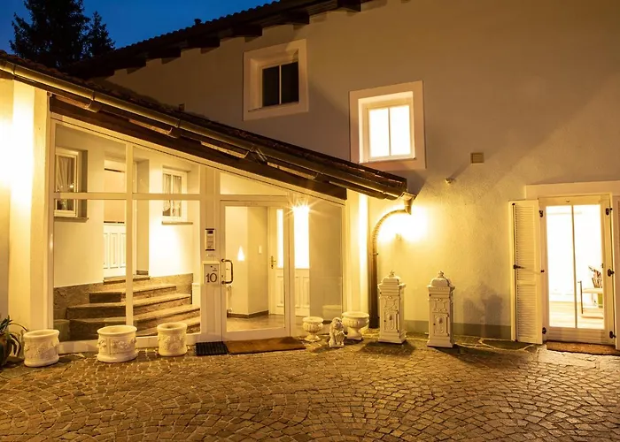 Villa 10